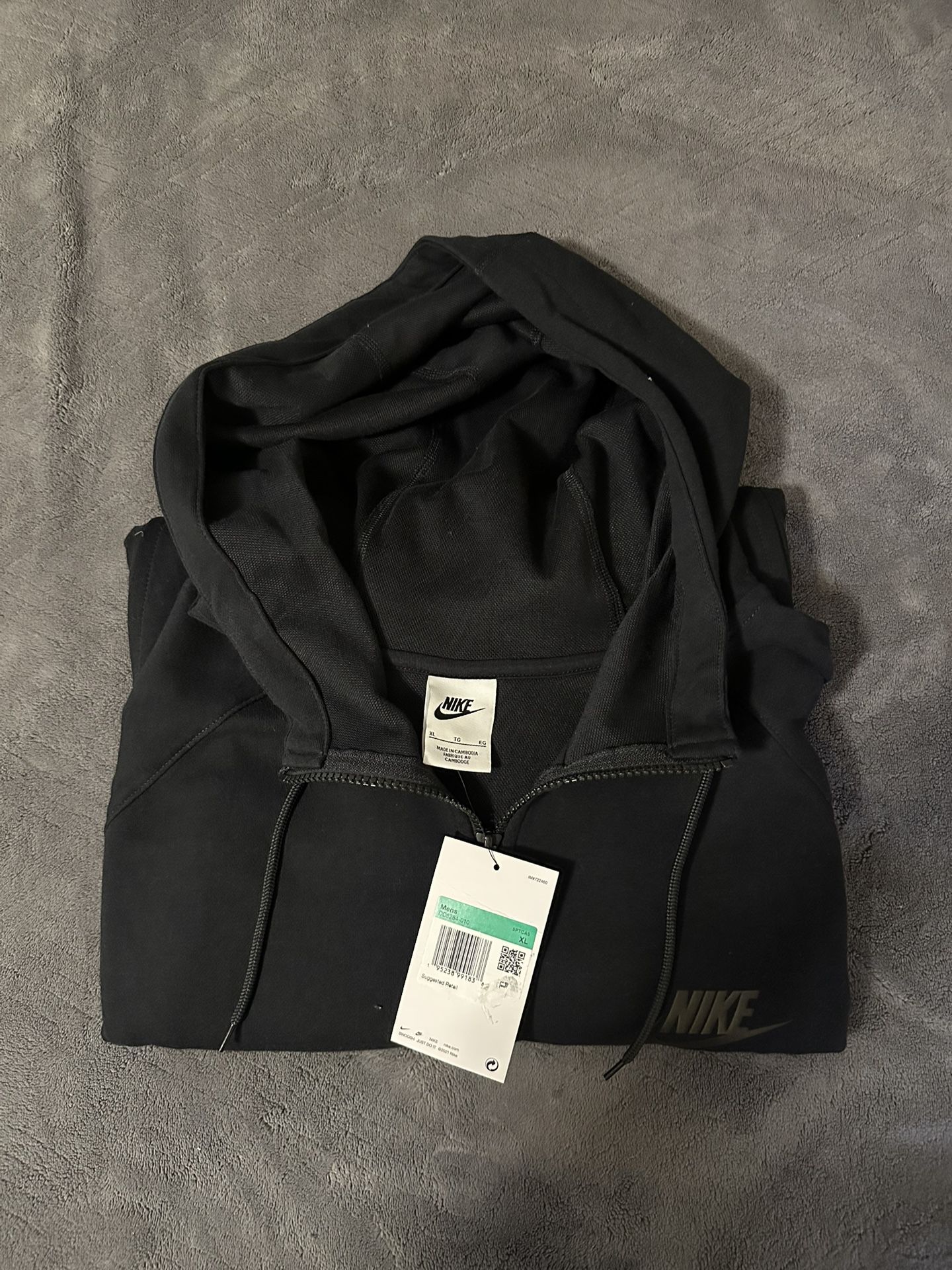 Nike Men Black Full Zip Hoodie Sweater 