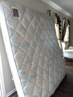 King Mattress With Box Spring 