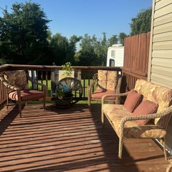 Outdoor Wicker furniture set Really Nice!  Great deal!