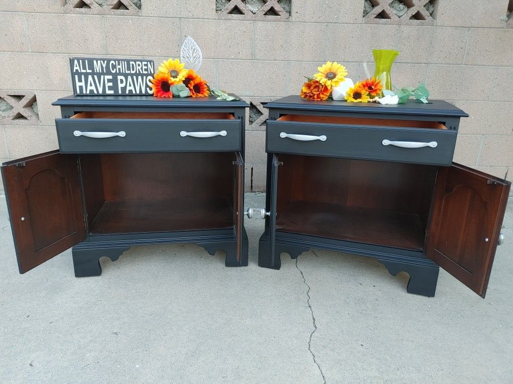 Beautiful Vintage Nightstands