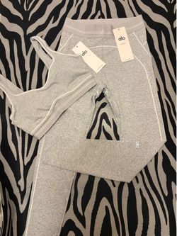 Alo Heart Throb Gray Set Size M
