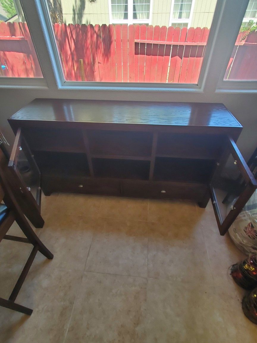 Credenza 