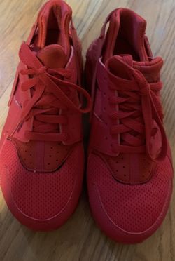 Youths size 7y red hirachi’s like new