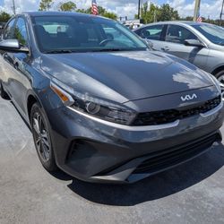 Ezfinancing 🎊 Only 2000 Down Payment Sign And Drive 🔥 Message Me Today 