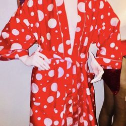 LADIES DESIGNER KIMONO BATHROBE by PIERRE CARDIN DESIGNER SIZE MEDIUM COTTON/TERRY CLOTH w/ SASH & Accent Pipping