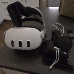 Meta Quest 3 512g With Ugraded Headset Eye Sheils And Remote Covers