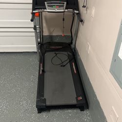 Treadmill 