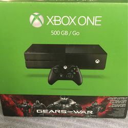 Xbox 1 Gears Of War Edition. 500 GB. Never Used