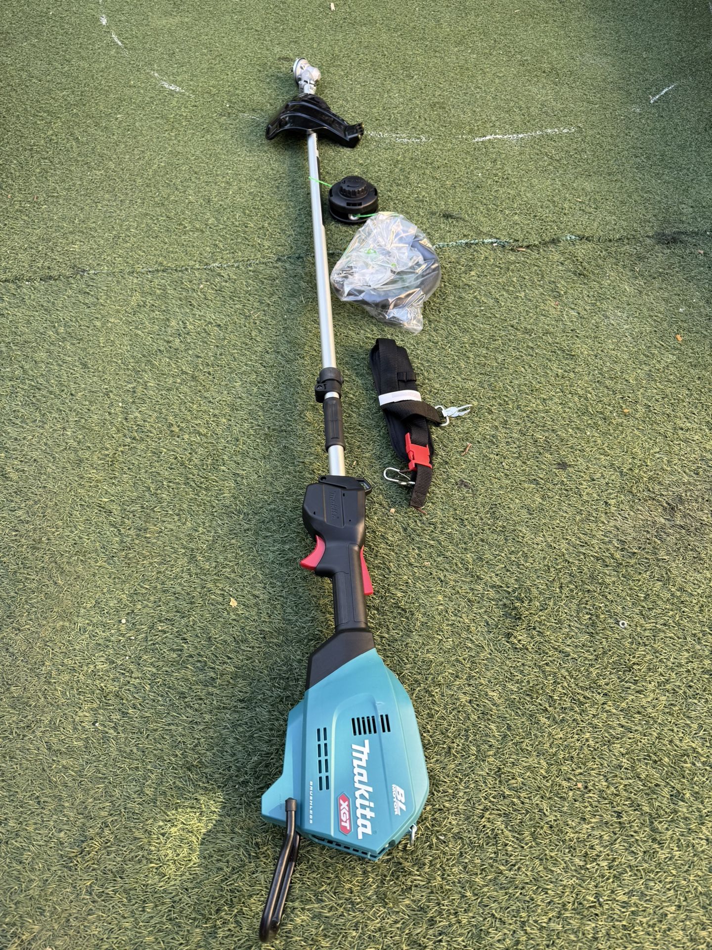 XGT 40V max Brushless Cordless Couple Shaft Power Head with 17 in. String Trimmer Attachment (Tool Only)