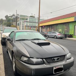 2003 Ford Mustang