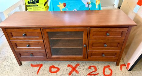 Table hardwood  Used