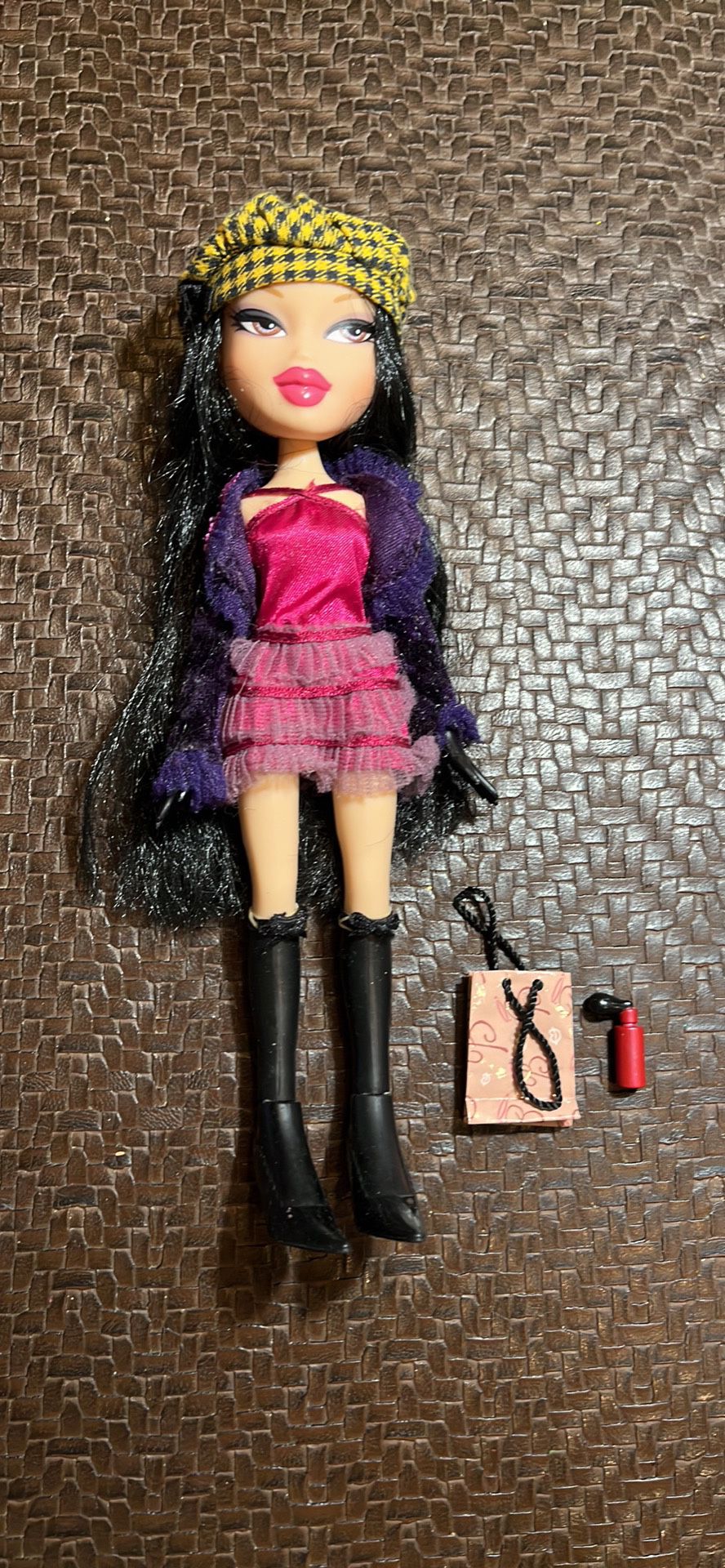 Bratz OOH LA LA  KUMI Fashion Doll, 2005, Original Release