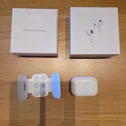 Apple AirPods Pro (1st Gen) with Box – Works Great