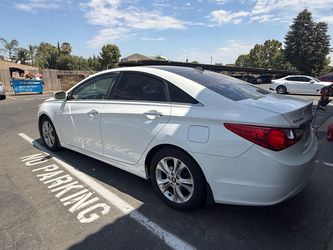2013 Hyundai Sonata Limited Trim