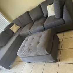 Sectional Sofa With Ottoman