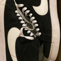 Nike SB Zoom Blazers Mid