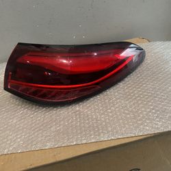 2024-2025 Mercedes Benz GLC Right Tail Light 