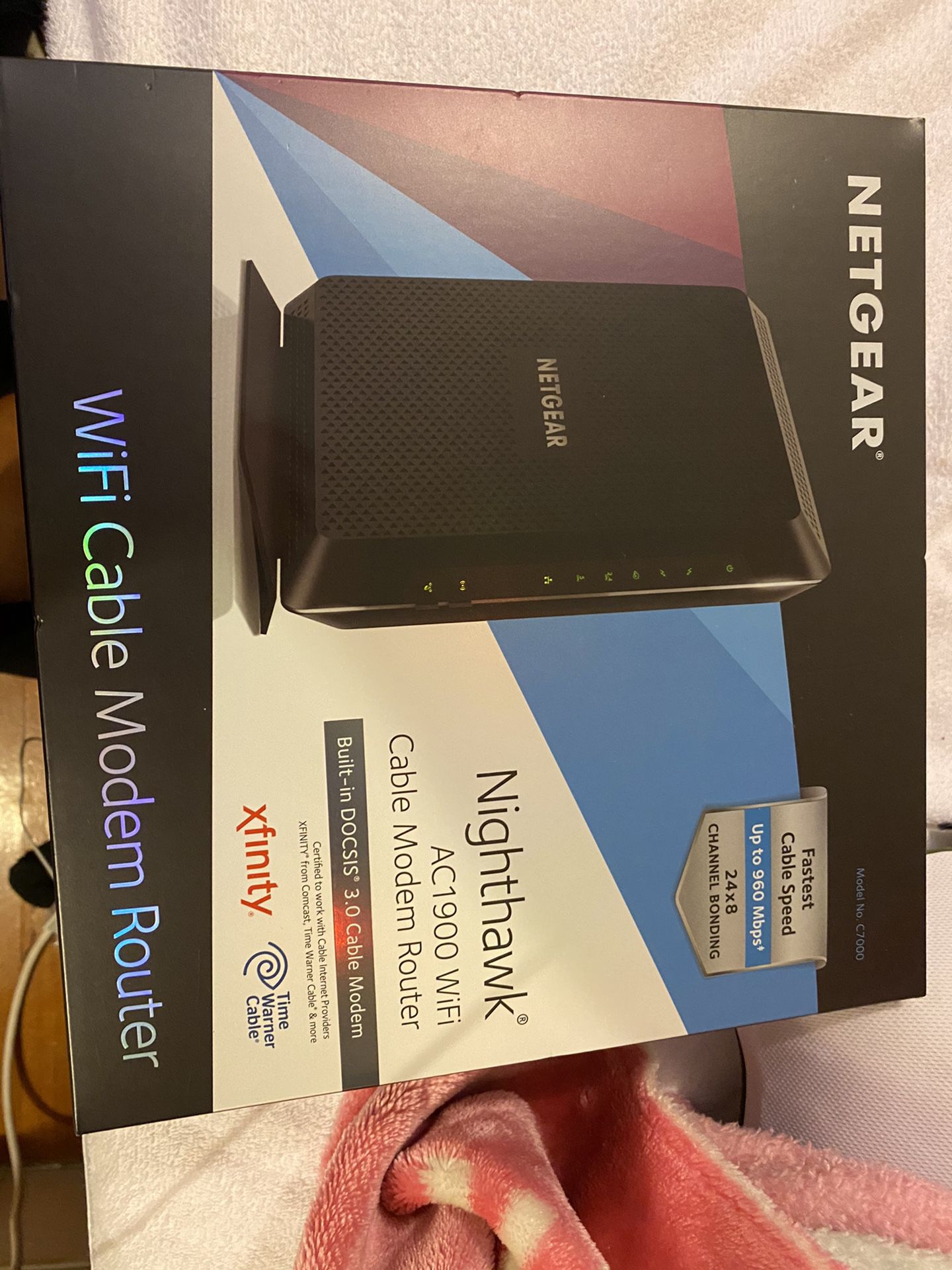 Nighthawk AC1900 Wifi Cable Modem Router