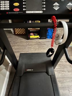 Landice L7 Treadmill
