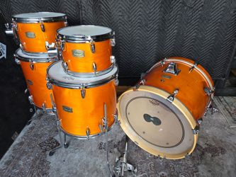 Yamaha Stage Custom BIRCH drumset