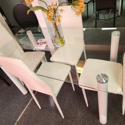 DINING TABLE WITH 4 CHAIRS 