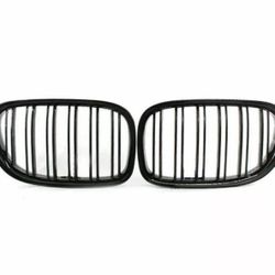 New in the box   BMW 7 SERIES F01 F02 GLOSSY BLACK FRONT GRILLES (2009 TO 2015) Brand New still in the box D876)(D876)(D876) (D786)(D876)(D876)(D876)(
