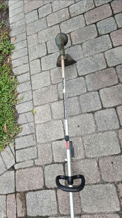 Makita Trimmer 18v
