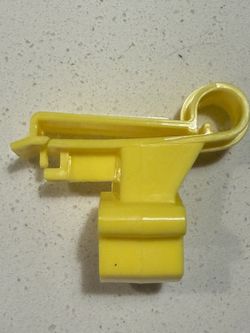250 Zareba ITTY-Z Yellow T-Post Poly Tape Electric Fence Insulators Bulk Lot