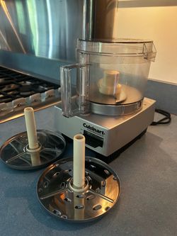 Cuisinart with attachments