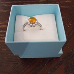 Ladies Ring