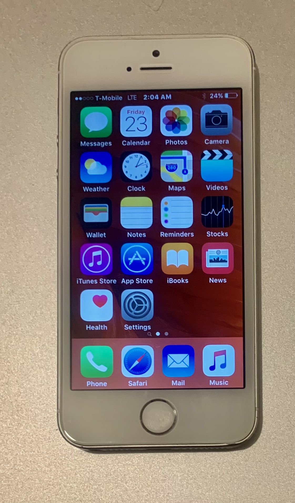 Apple iPhone 7 - 256 GB - UNLOCKED )