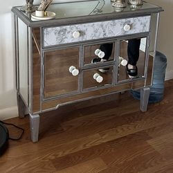 Mirror Table