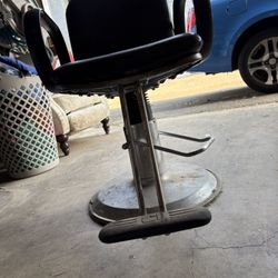 Barber chair