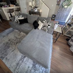 Gray Couch With Chaise, Like New! 