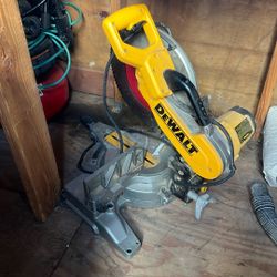 De Walt Saw 