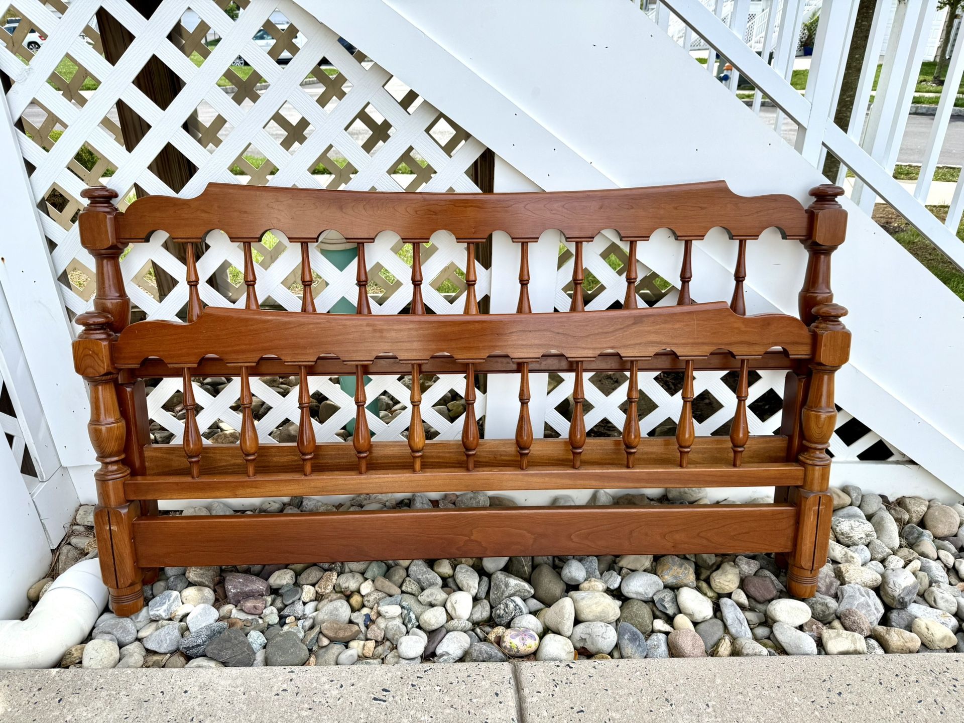 Pennsylvania House Vintage Cherry Spindle Headboard and Footboard - Full Size