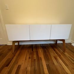 CB2 Alba White Lacquer Cadenza By Janice Ellensburger