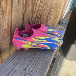 Puma Ultra Ultimate Energy