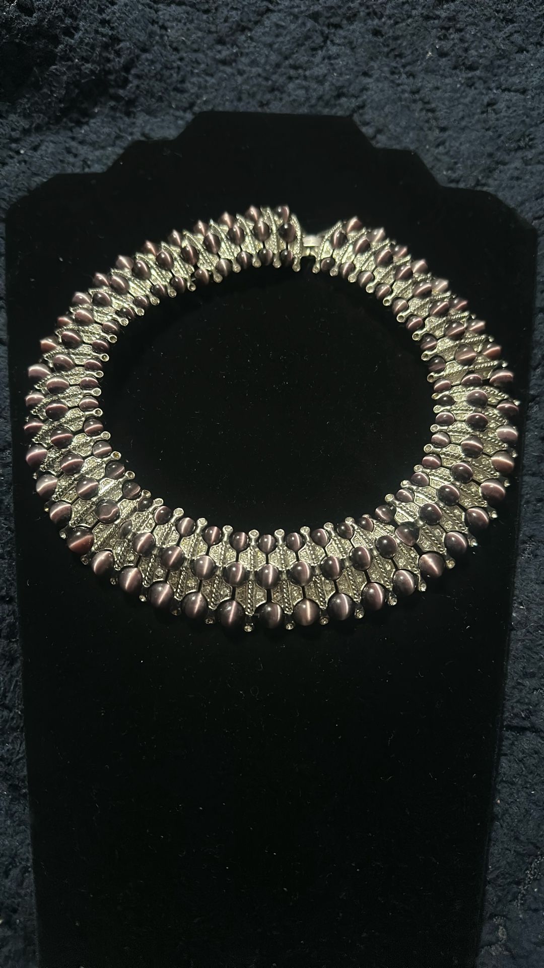 Women’s Antique Choker