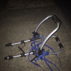 Very nice Trunk mount three bike rack Only $50 firm