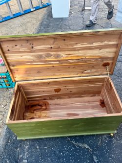 Vintage cedar chest, all original hardware,