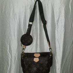 Louis Vuitton Multi Pouchette Crossbody Bag
