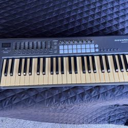 Novation Launchkey 49, 49-key USB/iOS MIDI Keyboard Controller with Synth-weighted Keys