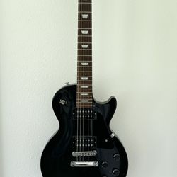 2000 Black Gibson Les Paul Studio Guitar