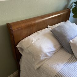 Vintage Waterfall Full Size Bed