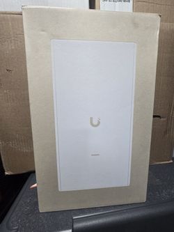 Ubiquiti
Ubiquiti - Networks UniFi U6 Mesh Pro Dual-Band Wi-Fi 6 Access Point - White