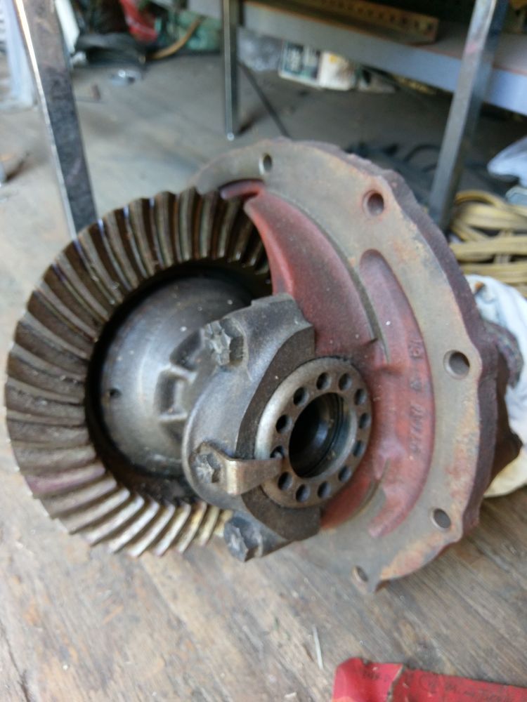 Complete Ford 9 inch Rear End. Differential. Third member. Chunk