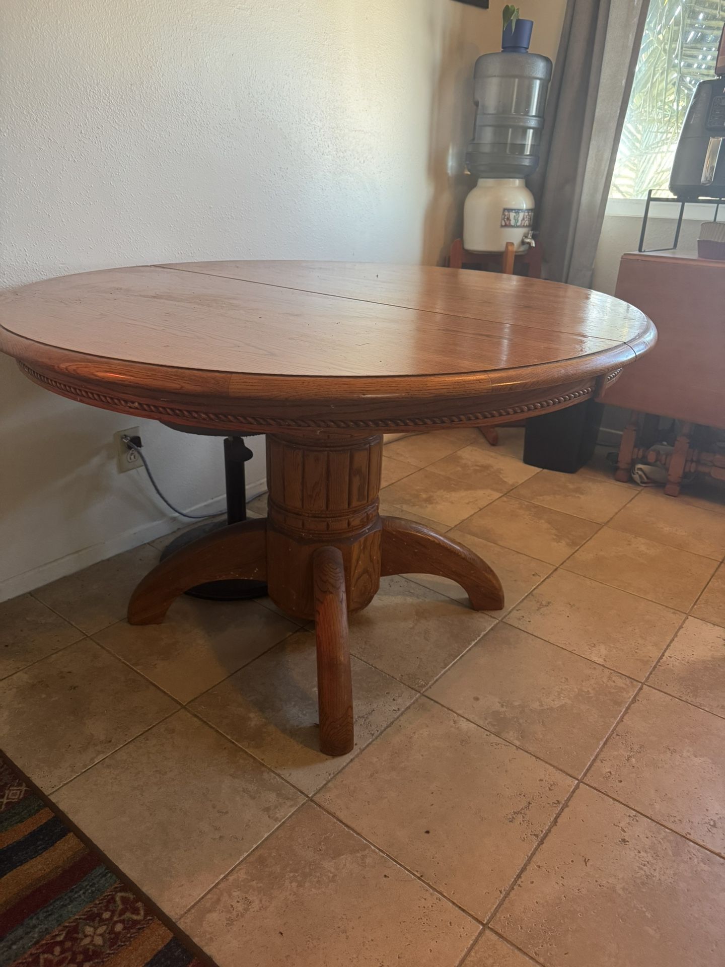 Kitchen Table With Removable Leaf (very Sturdy!)