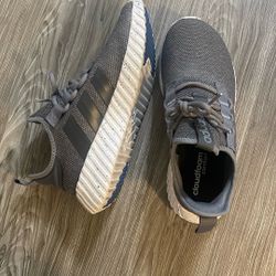 Adidas Mens 9 Like New