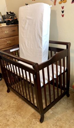 Dark Wood NEW Mini Crib w/ NEW Mattress!!!
